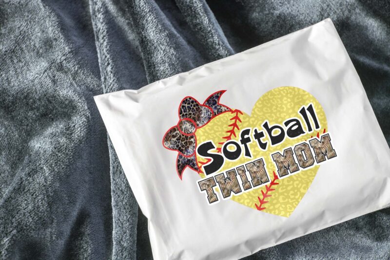 Softball Thin Mom Heart Tshirt Design