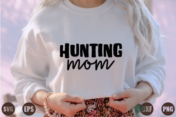 Hunting mom graphic t shirt