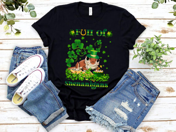 Leprechaun shamrock leaf crested gecko st t shirt vector graphic