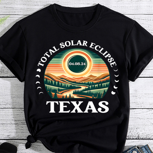 Bigfoot Texas Total Solar Eclipse 2024 With Eclipse Glasses T-Shirt