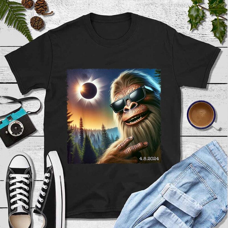 Bigfoot Glasses Taking A Selfie With Solar 2024 Eclipse Png