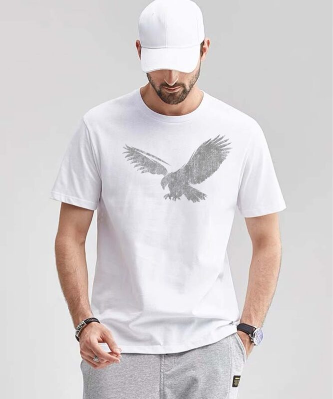 Beautiful Eagle American bird silhouette flying vintage USA T-Shirt design